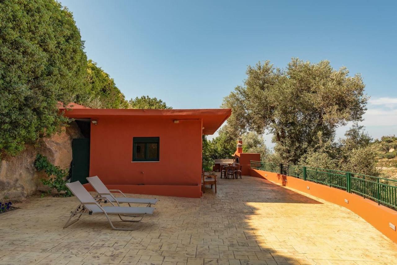 Agapi'S Home Roussospítion المظهر الخارجي الصورة